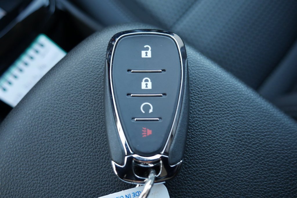 Used 2025 Chevrolet Trax LT w/ Driver Confidence Package image 20