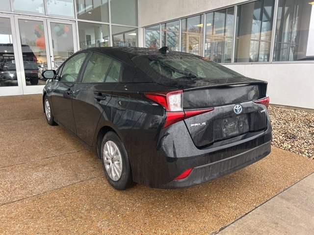 Used 2020 Toyota Prius LE image 7