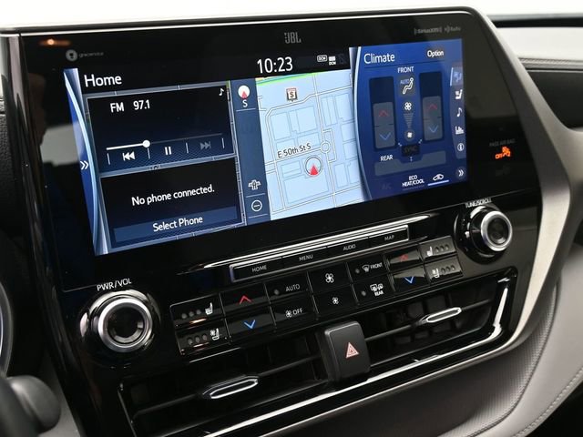 Used 2020 Toyota Highlander Limited FWD image 35