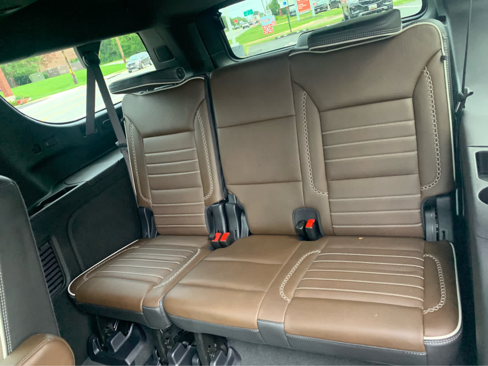 Used 2025 GMC Yukon XL Denali Ultimate AWD/4WD image 25