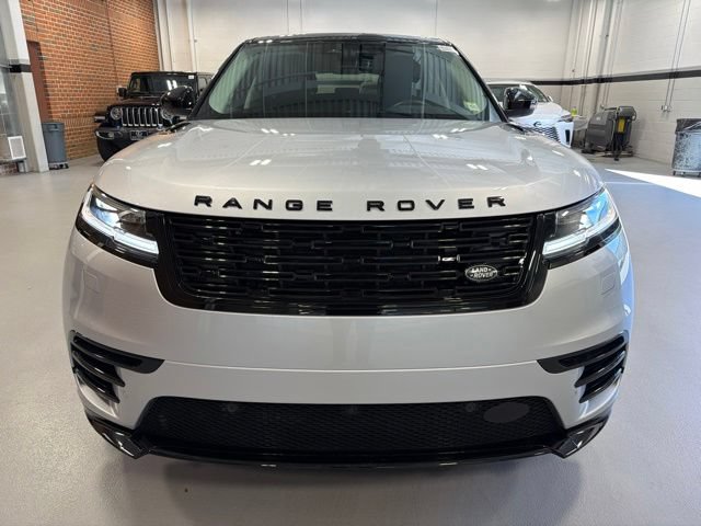 Used 2025 Land Rover Range Rover Velar Dynamic SE AWD/4WD image 2