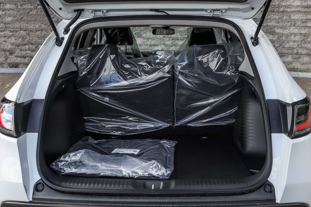 New 2026 Honda HR-V LX image 8