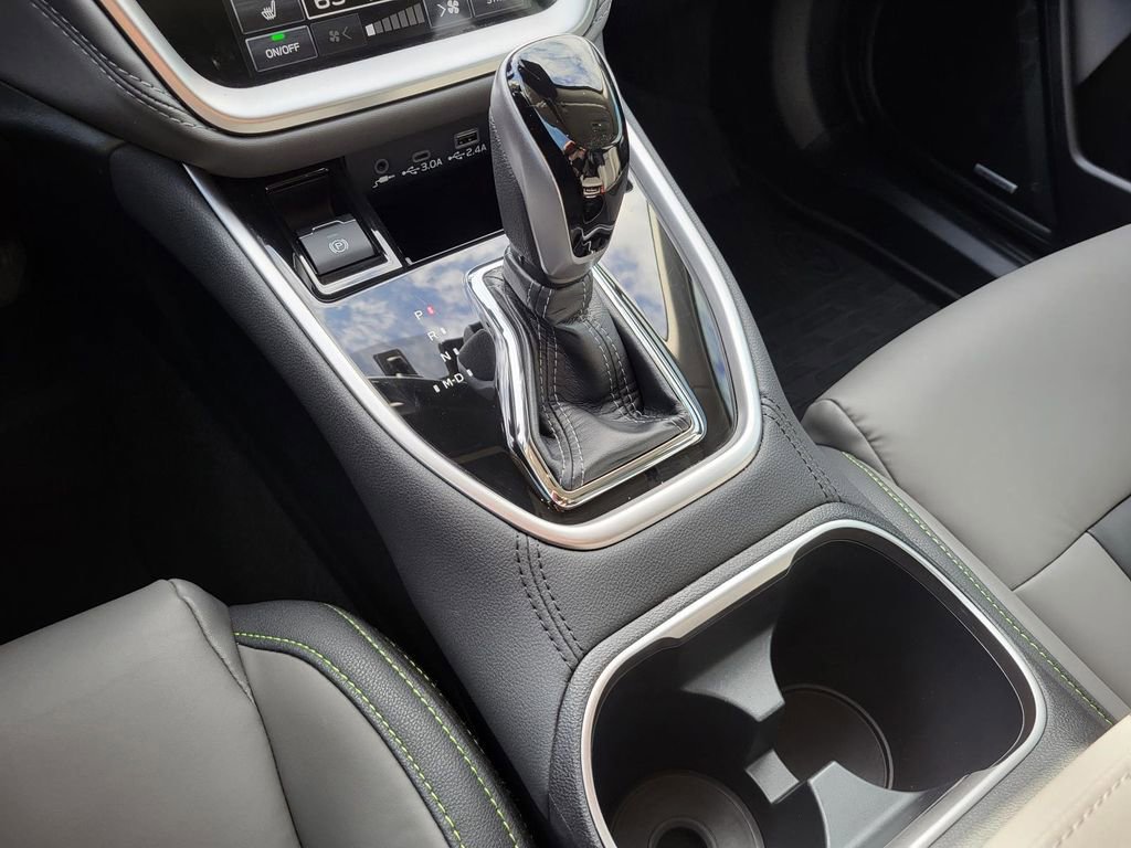 Certified 2025 Subaru Outback Onyx Edition image 28