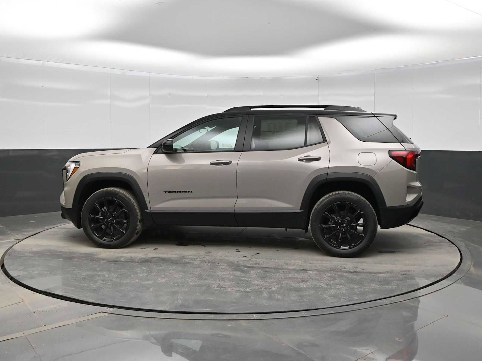 New 2026 GMC Terrain Elevation w/ Black Edition AWD/4WD image 3