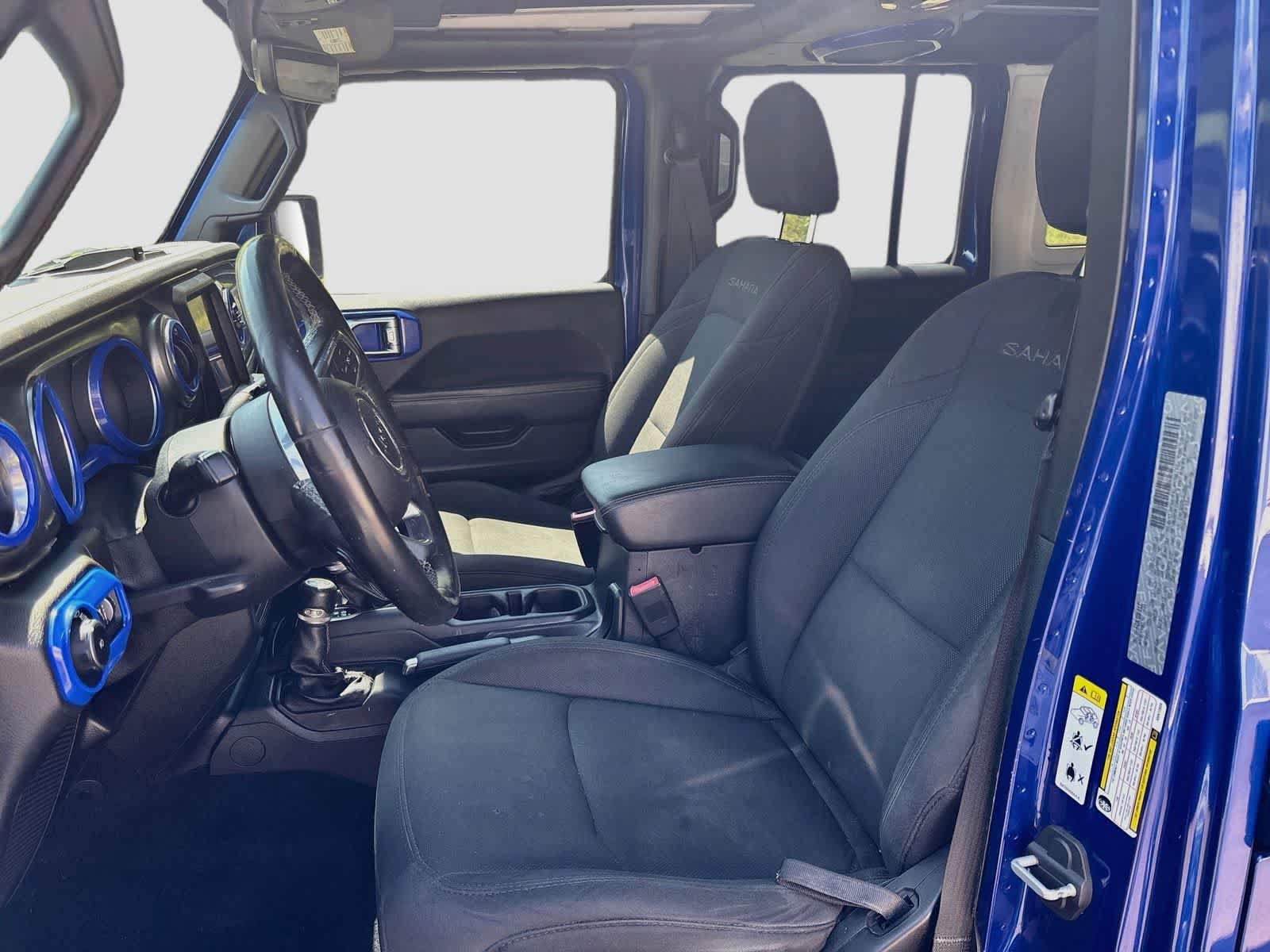 Used 2019 Jeep Wrangler Unlimited Sahara AWD/4WD image 19