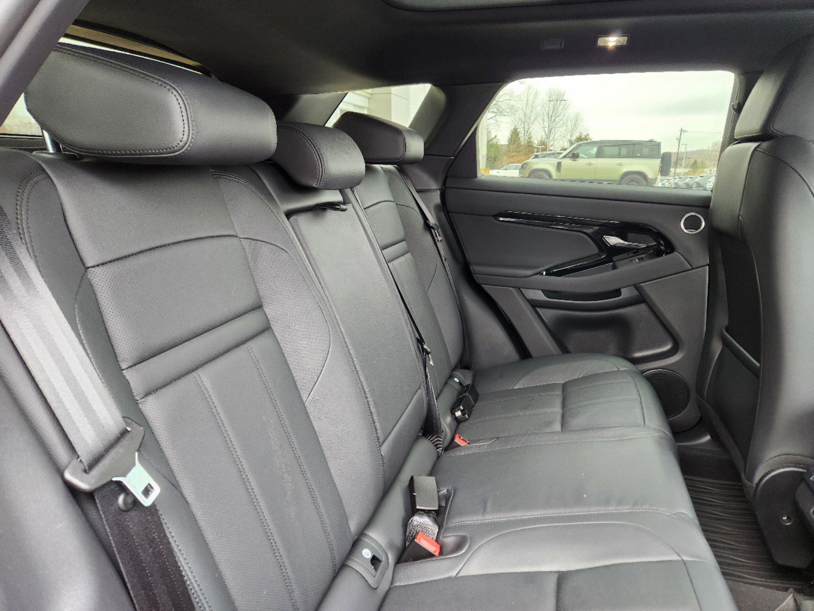 Certified 2024 Land Rover Range Rover Evoque S AWD/4WD image 15