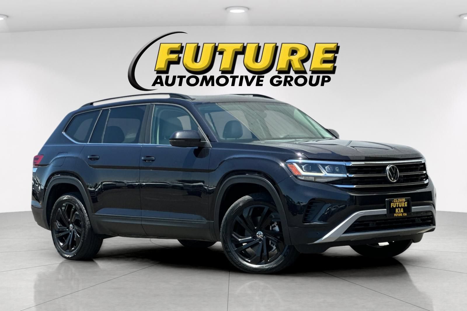 Used 2022 Volkswagen Atlas SE FWD image 1