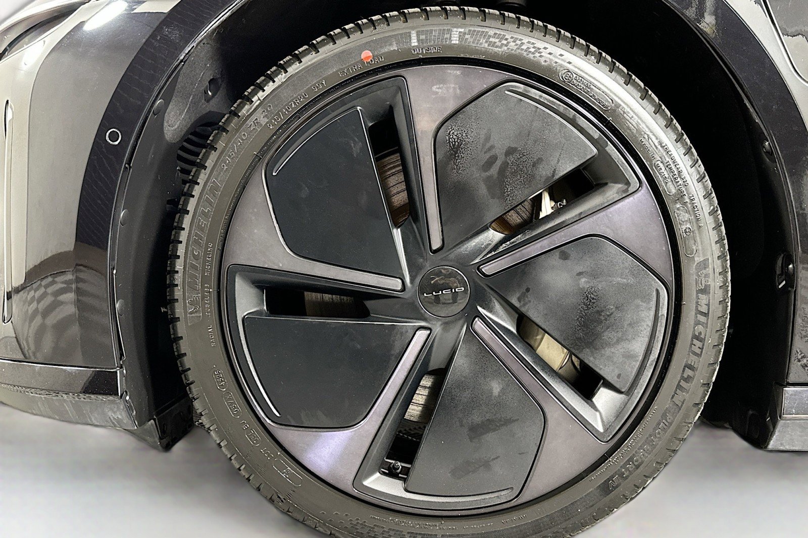 Used 2024 Lucid Air Touring image 11