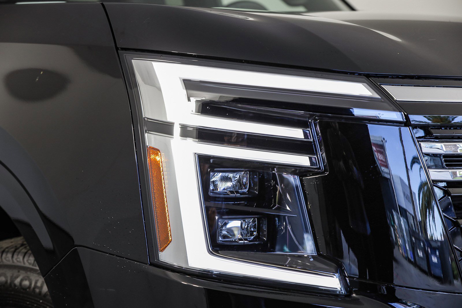 New 2025 Nissan Armada Platinum image 4