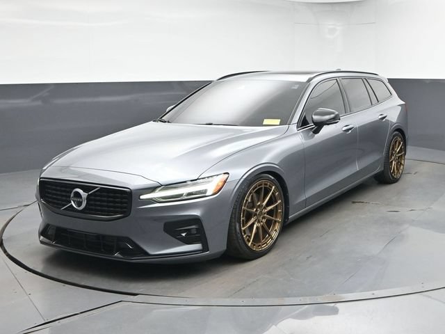 Used 2021 Volvo V60 T6 R-Design w/ Advanced Package FWD image 3