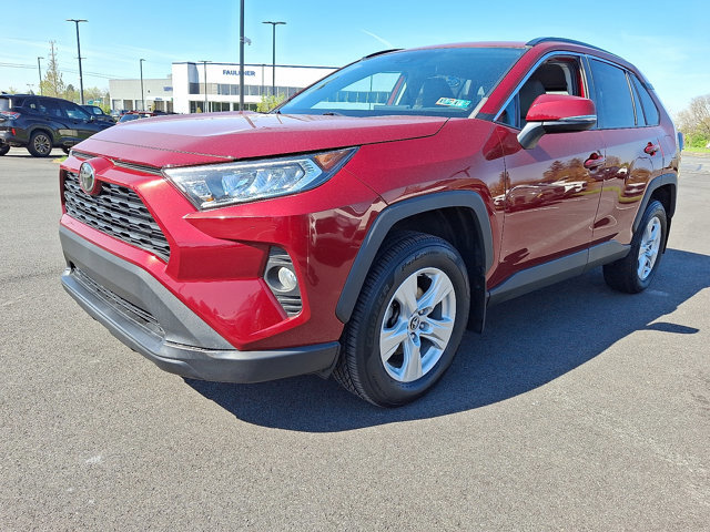 Used 2020 Toyota RAV4 XLE w/ All Weather Liner Package AWD/4WD image 3