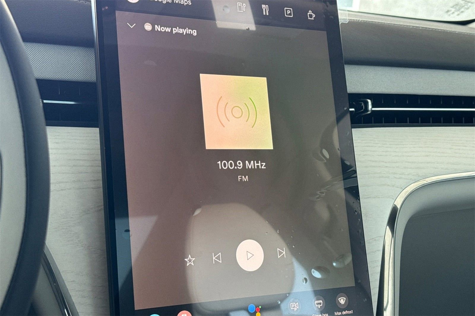 New 2025 Volvo EX90 Plus w/ Protection Package Premier image 18