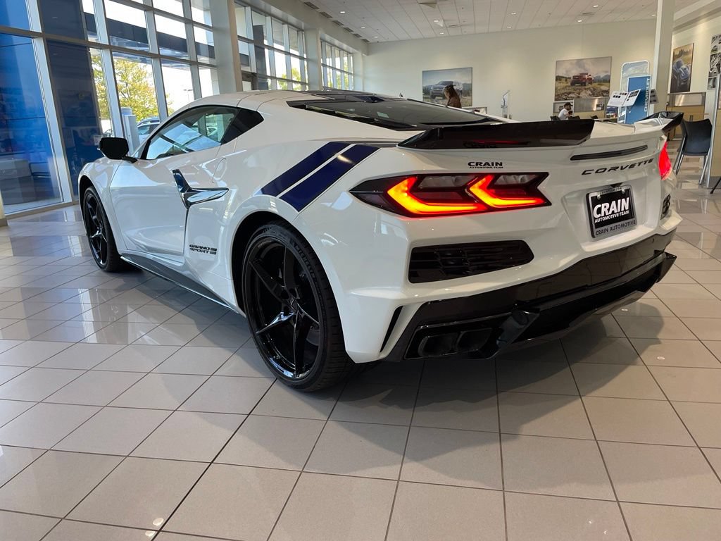 New 2027 Chevrolet Corvette Grand Sport RWD image 6