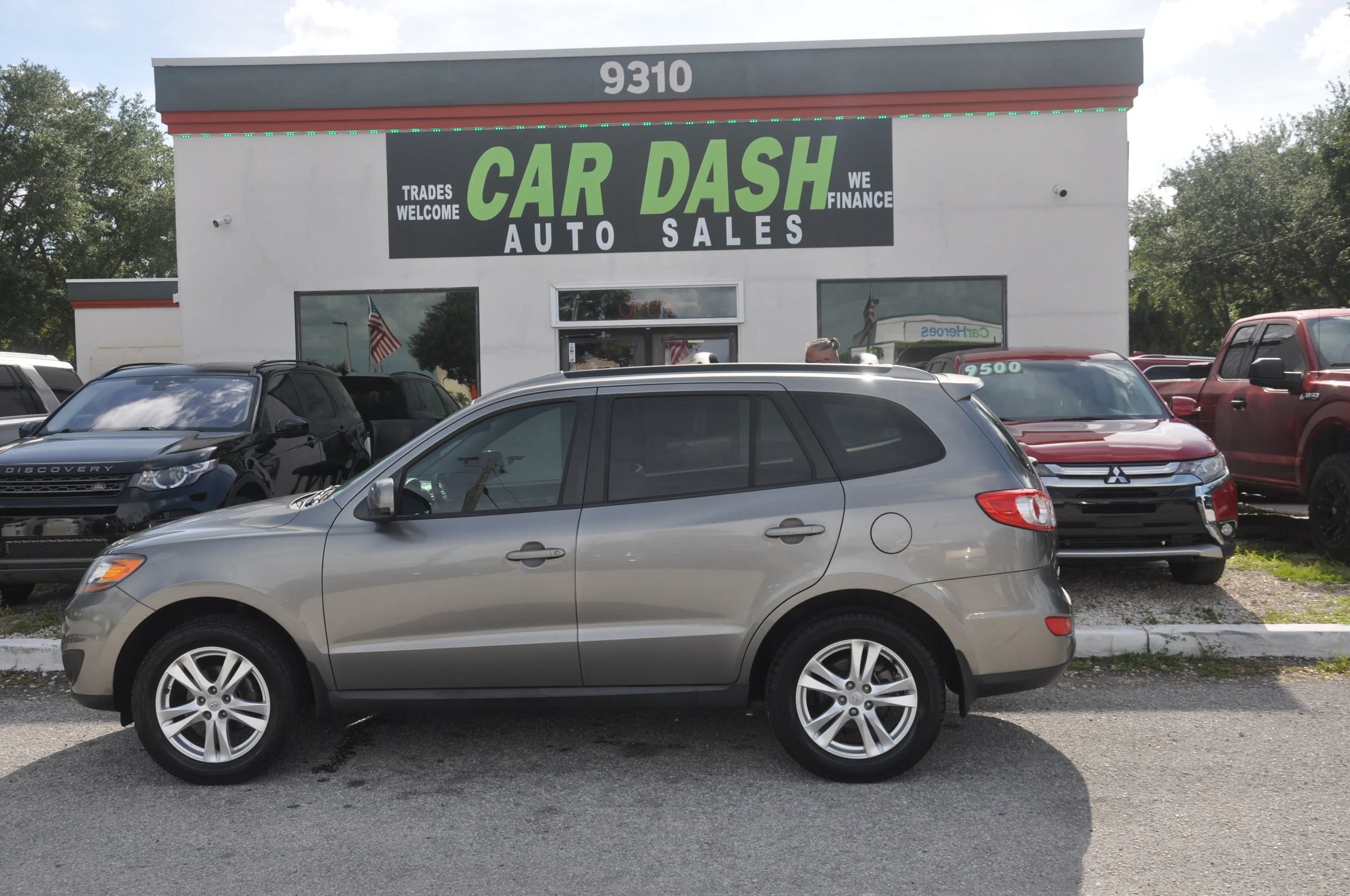 Used 2011 Hyundai Santa Fe SE FWD image 28