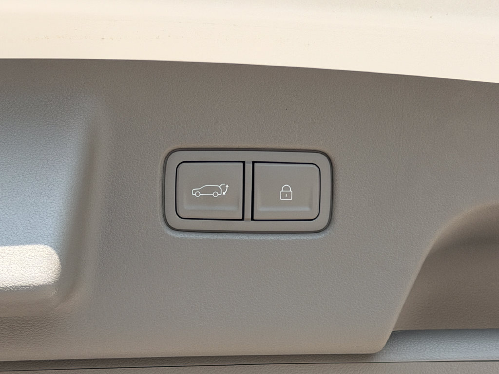 New 2026 Hyundai Palisade SEL Premium FWD image 13