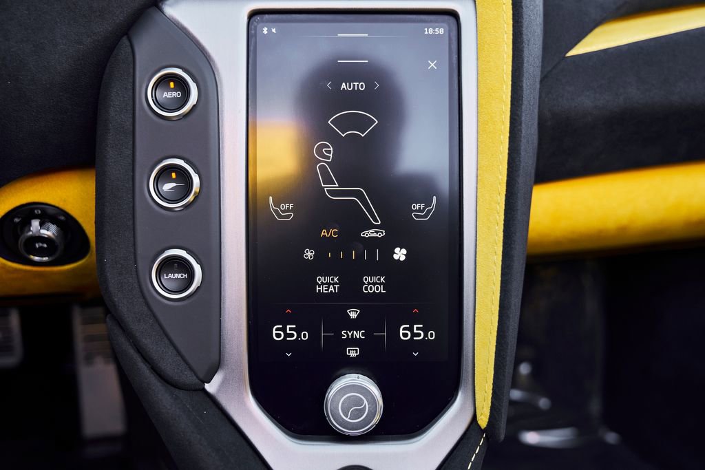 Used 2026 McLaren 750S Spider image 73