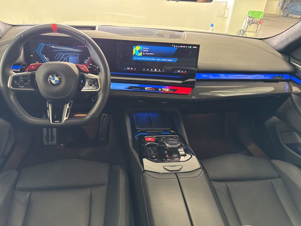 Used 2026 BMW M5 w/ Executive Package image 9