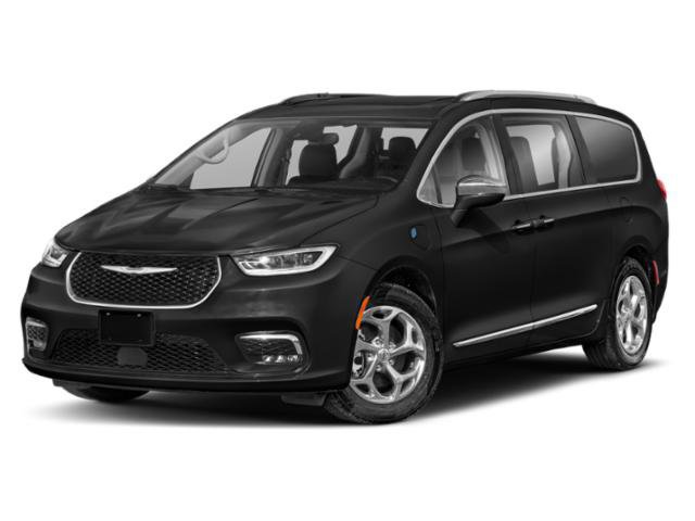 Used 2022 Chrysler Pacifica Touring-L w/ Uconnect Theater Family Group