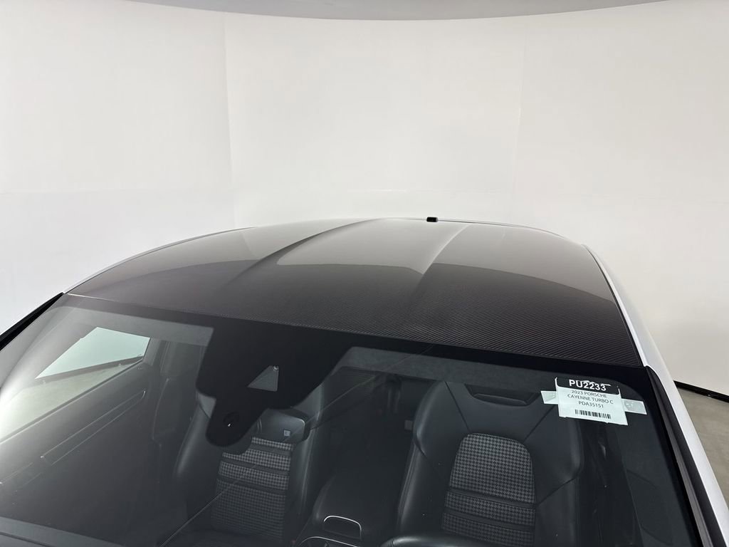 Certified 2023 Porsche Cayenne Turbo AWD/4WD image 17