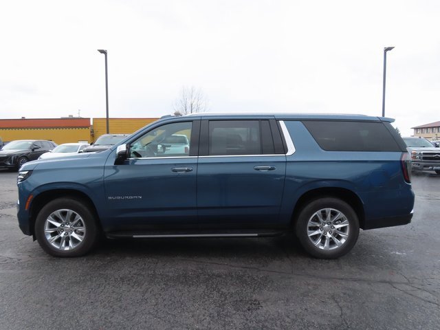Certified 2025 Chevrolet Suburban Premier image 4