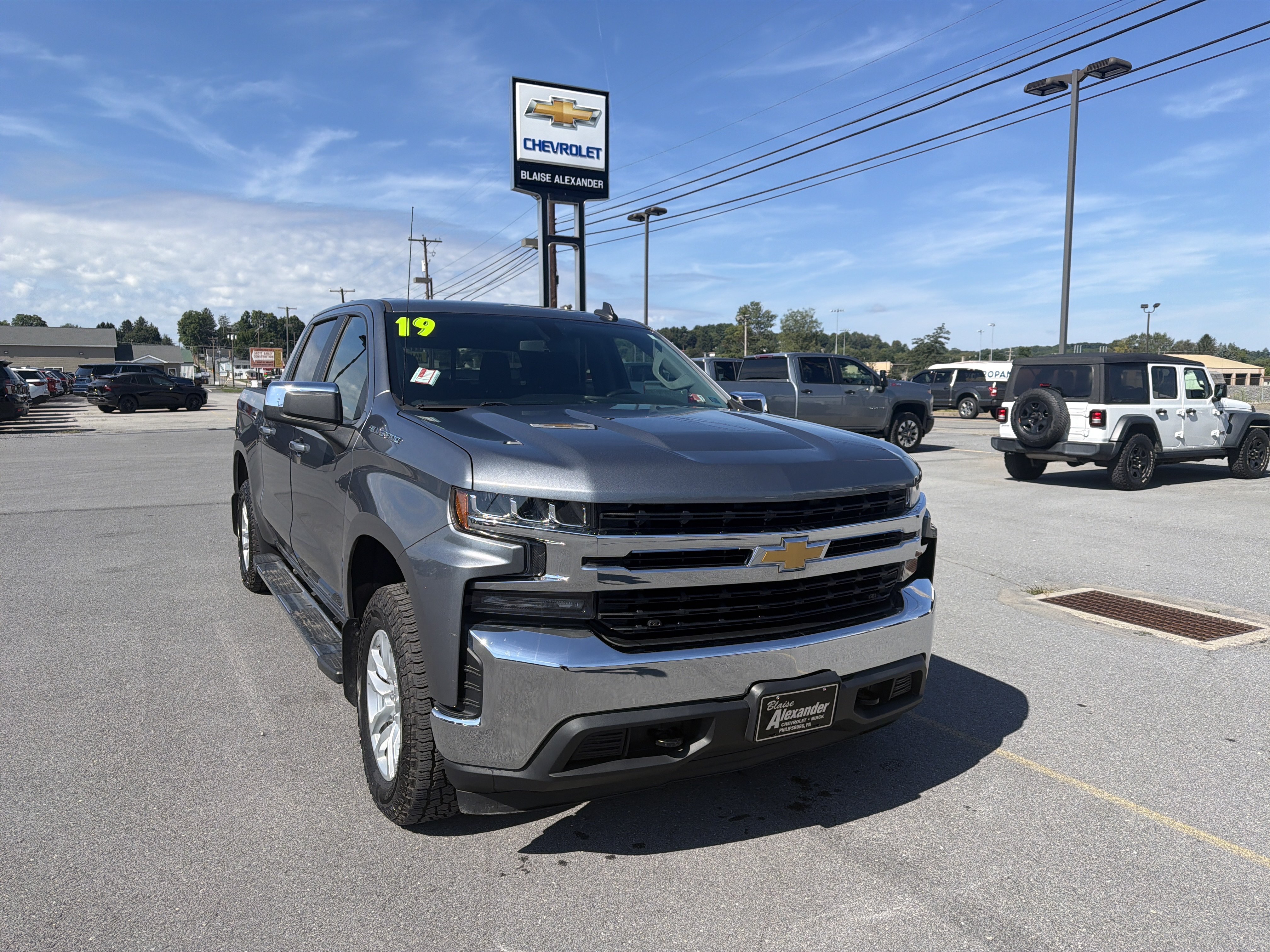 Used 2019 Chevrolet Silverado 1500 LT w/ All-Star Edition AWD/4WD image 1