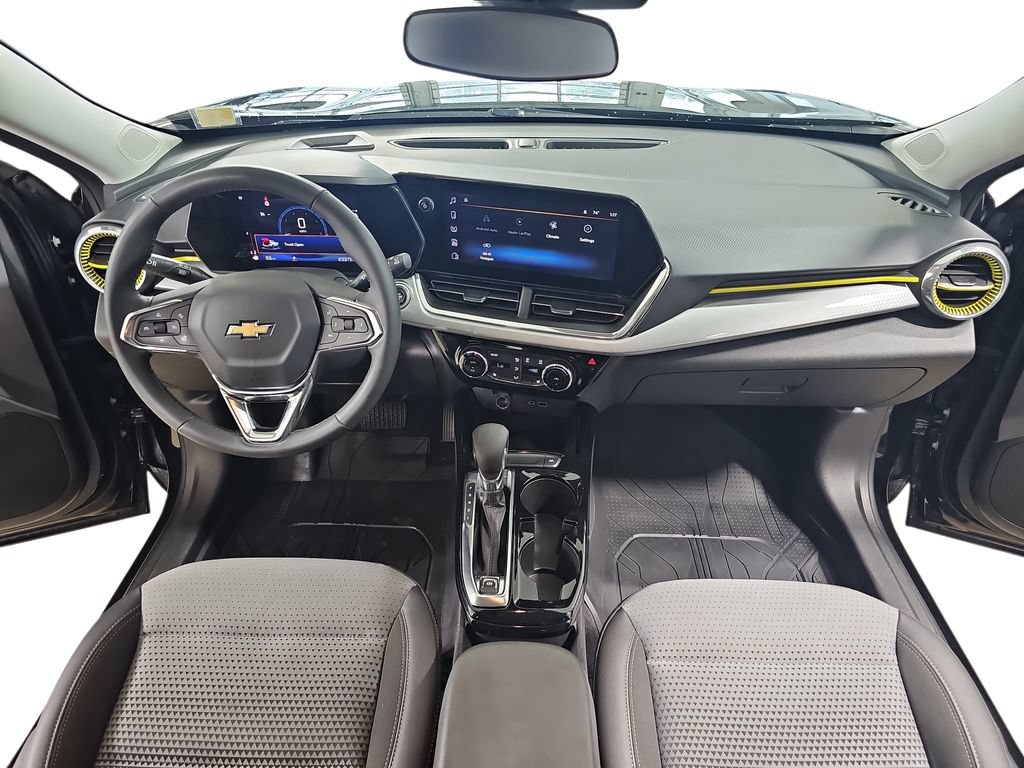 Certified 2024 Chevrolet Trax LT w/ Driver Confidence Package FWD image 11