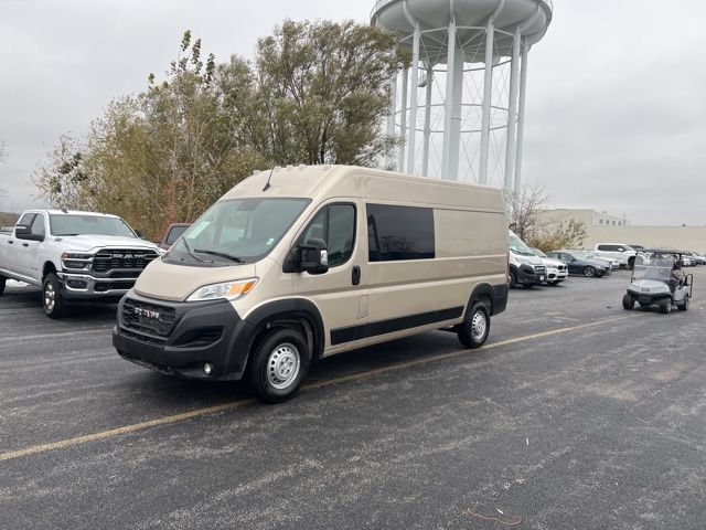 Used 2025 RAM ProMaster 2500 w/ Crew Van Package