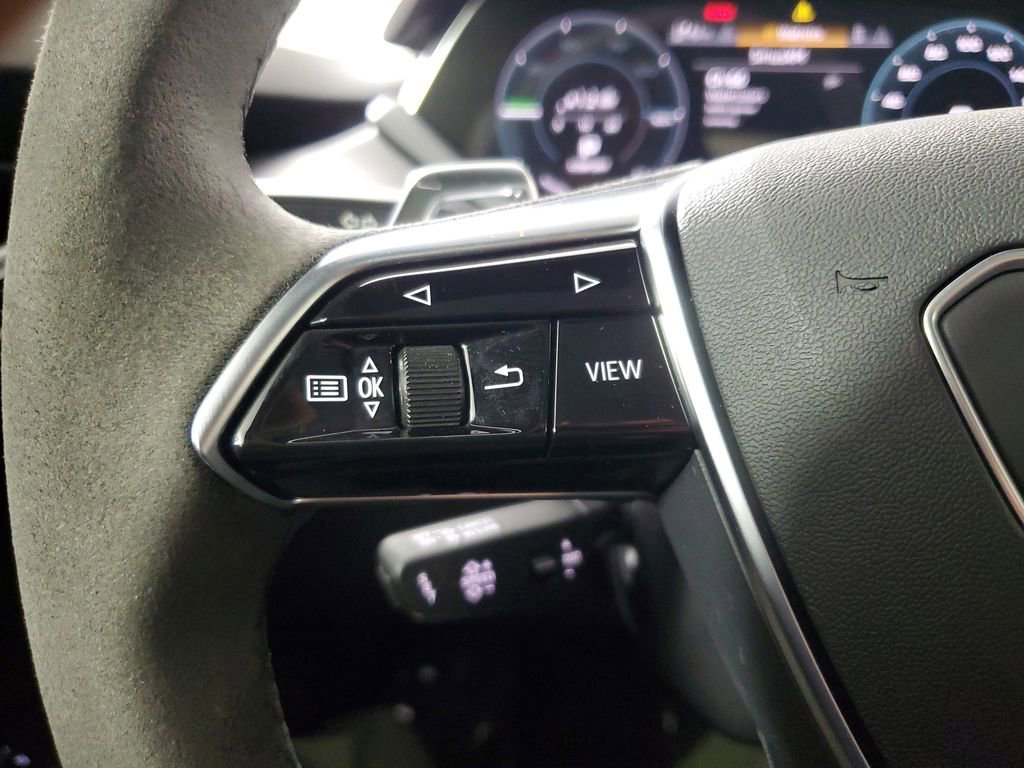 Used 2022 Audi e-tron GT Premium Plus w/ Performance Package image 21