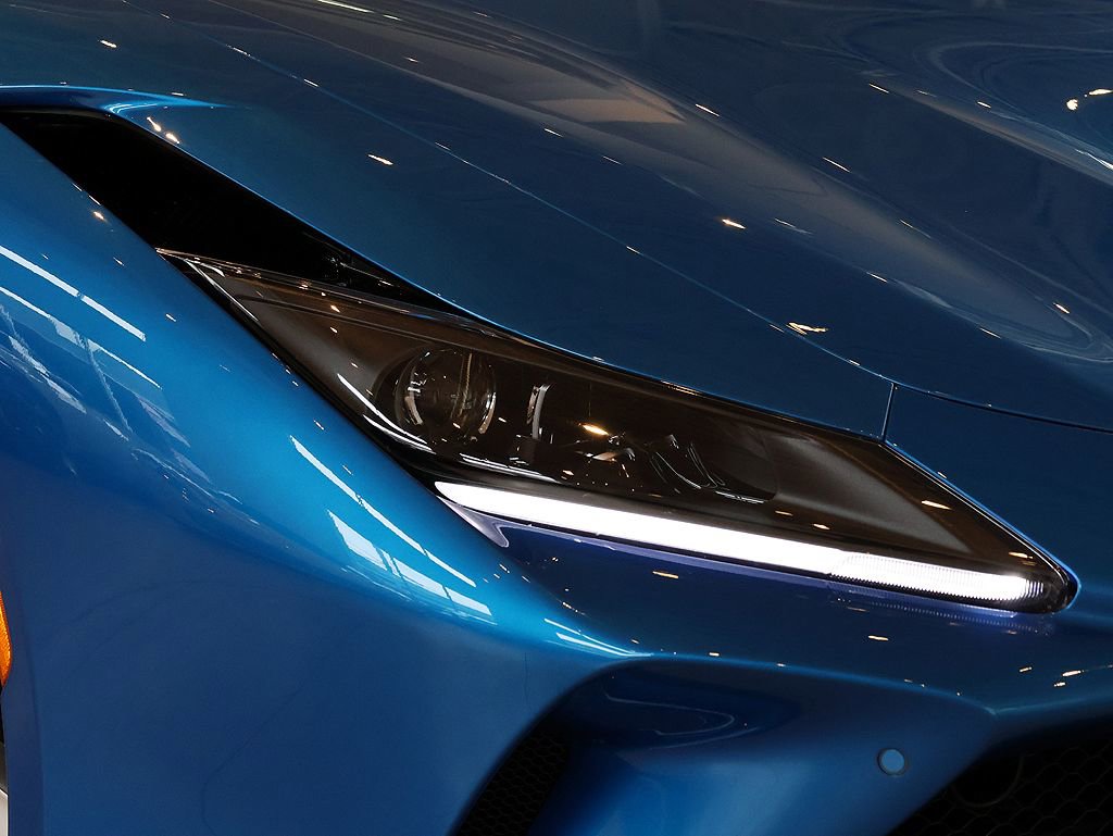 Certified 2021 Ferrari F8 Tributo image 16