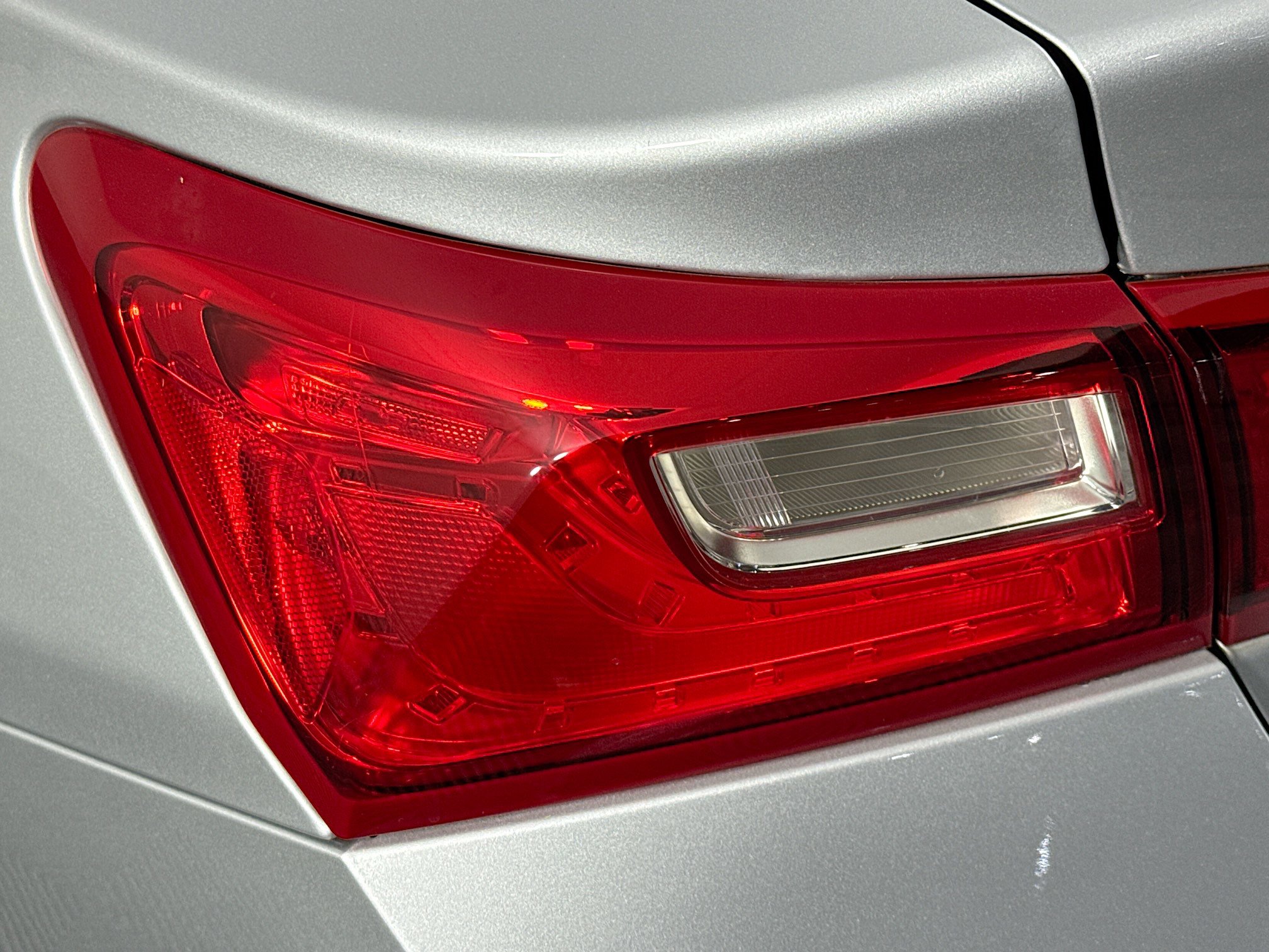 Used 2021 Chevrolet Malibu LS image 35