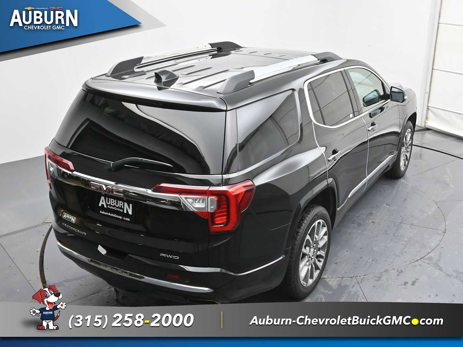 Used 2023 GMC Acadia Denali w/ Trailering Package image 30