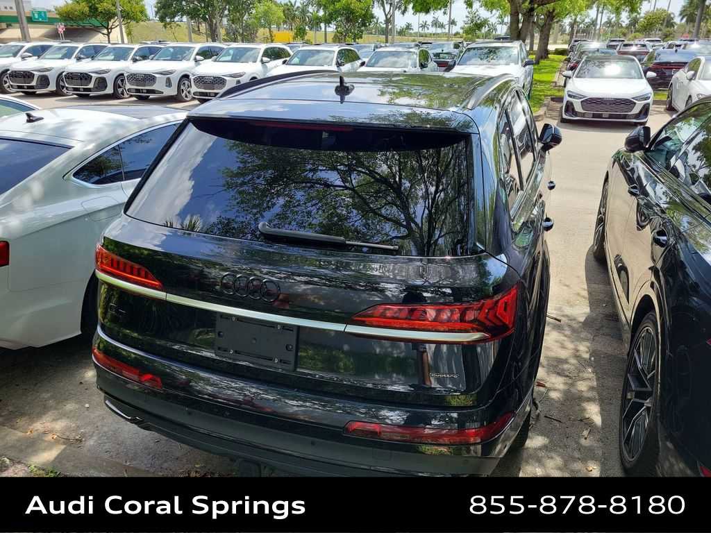Used 2021 Audi Q7 3.0T Prestige w/ Prestige Package AWD/4WD image 16