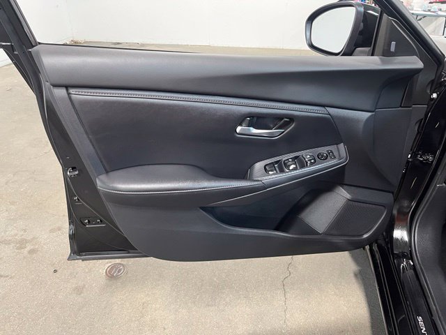 Used 2022 Nissan Sentra SV FWD image 25