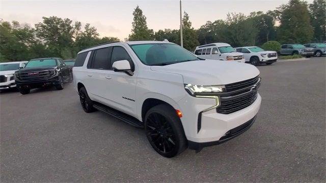 Used 2022 Chevrolet Suburban RST w/ Luxury Package image 49