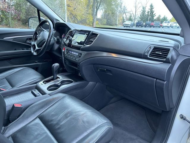 Used 2020 Honda Pilot Black Edition image 30