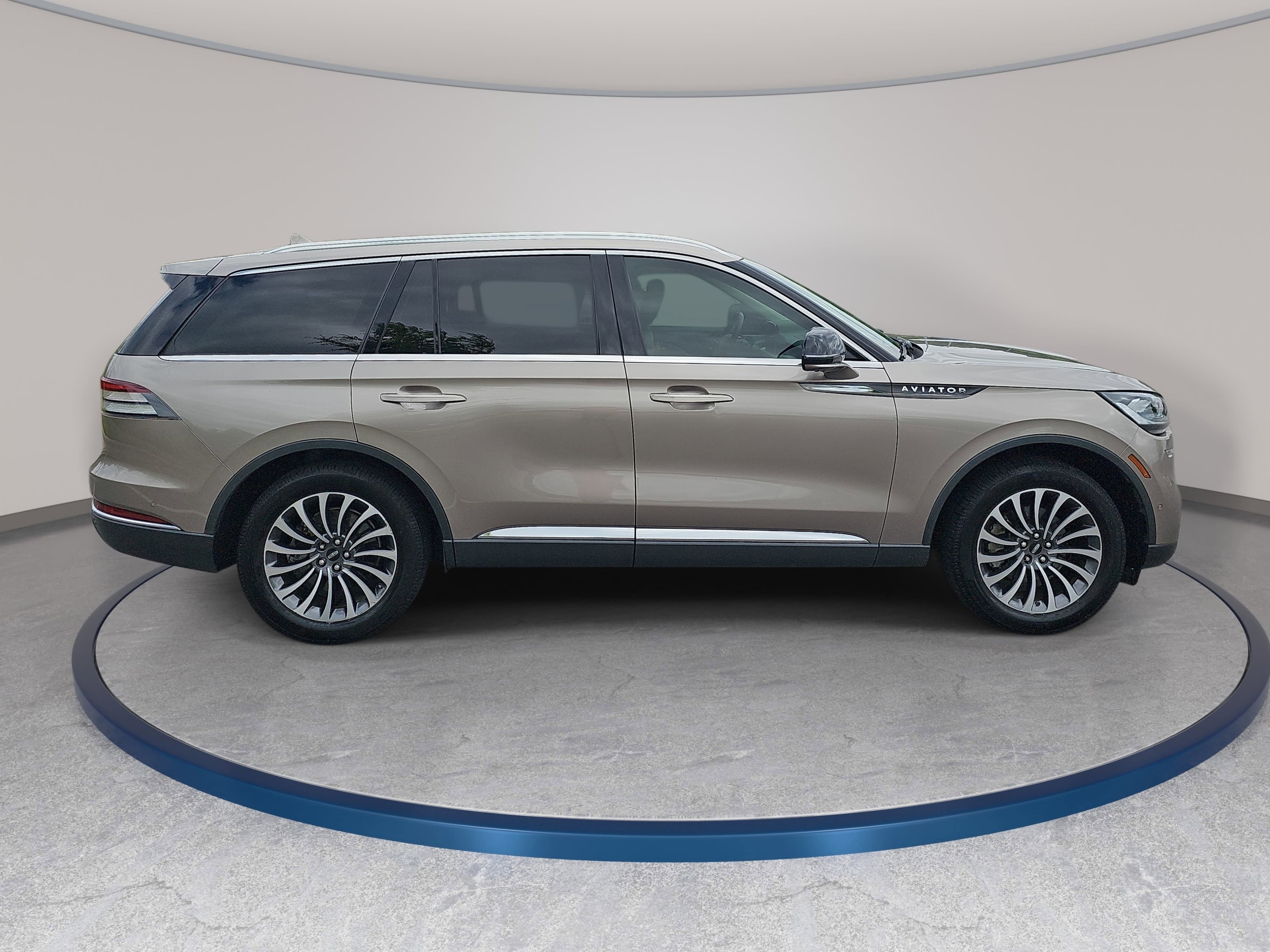 Used 2020 Lincoln Aviator Reserve w/ Equipment Group 201A AWD/4WD image 4
