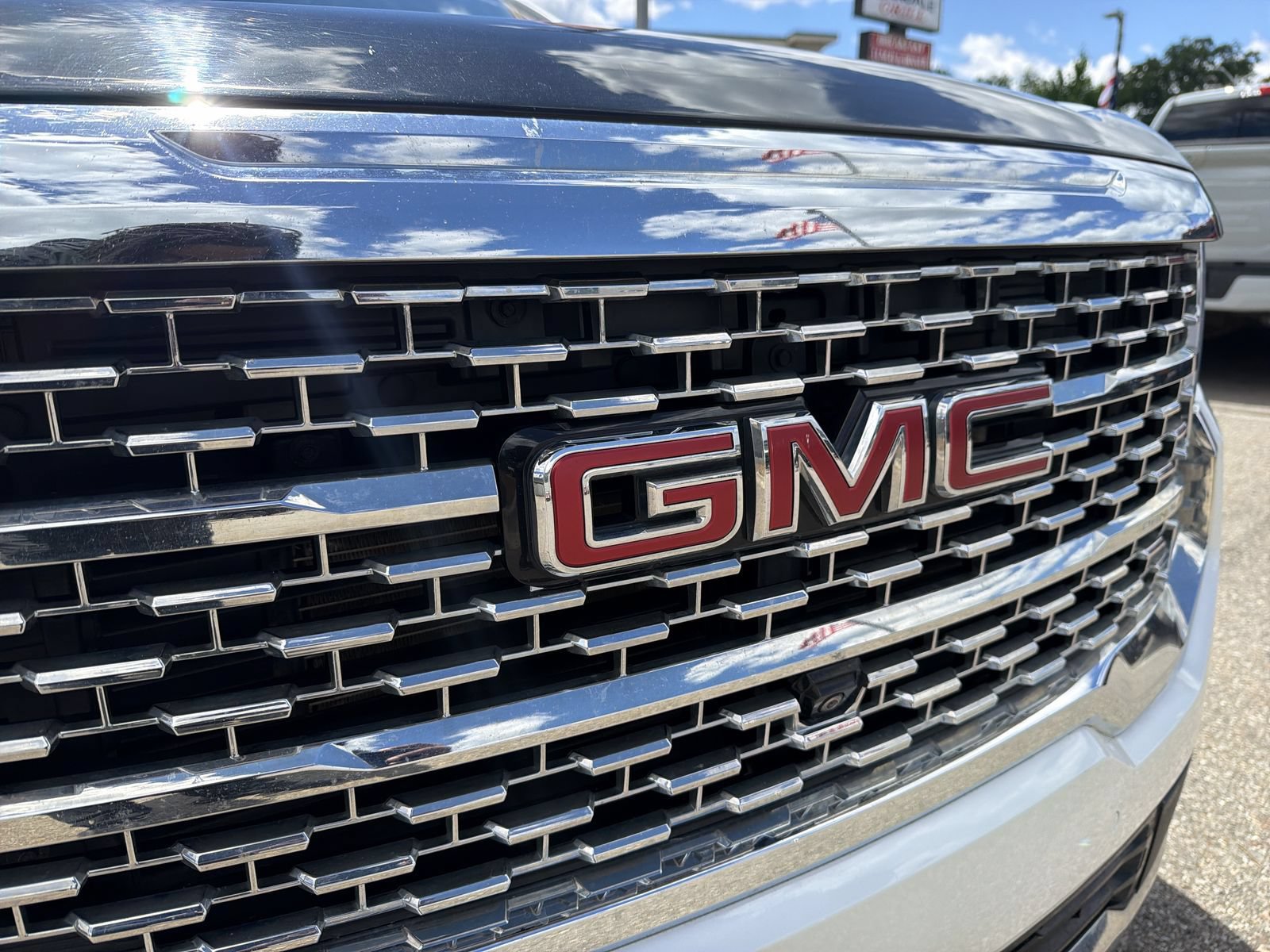 Used 2023 GMC Acadia Denali w/ Denali Ultimate Package AWD/4WD image 16