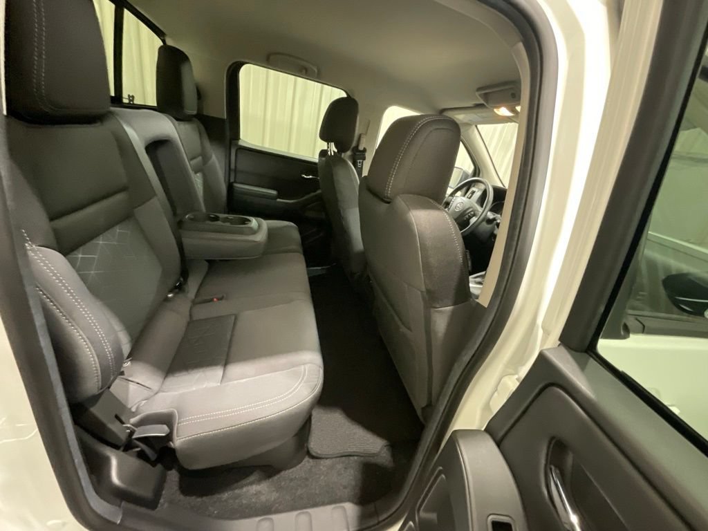 Used 2026 Nissan Frontier SV AWD/4WD image 16
