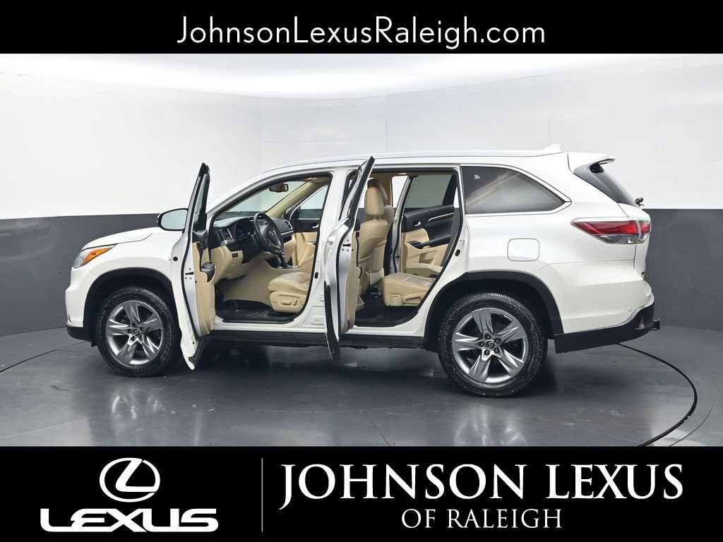 Used 2016 Toyota Highlander Limited image 37