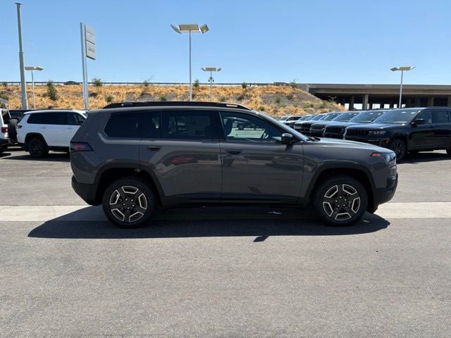 New 2026 Jeep Cherokee Laredo AWD/4WD image 8