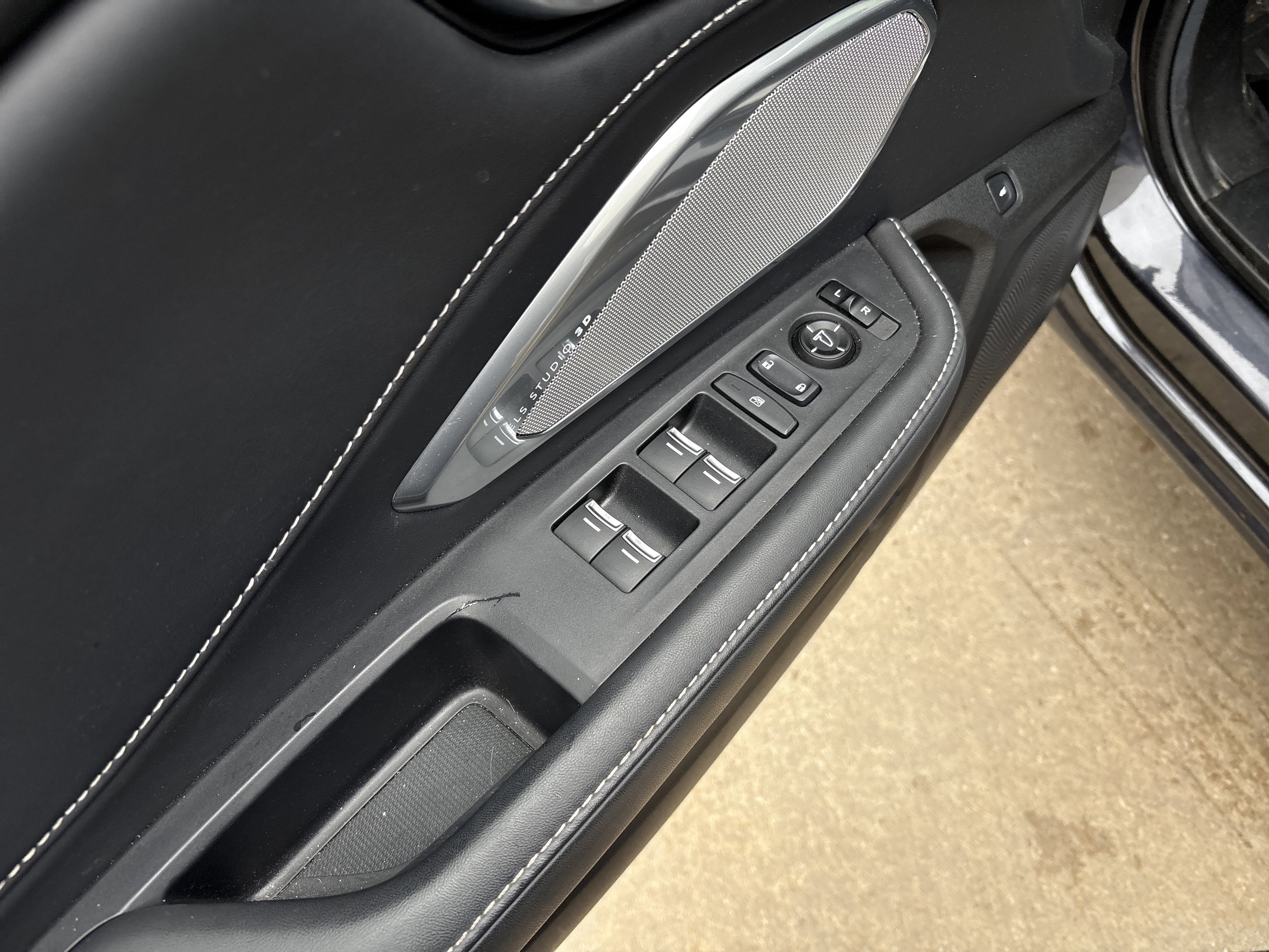 Used 2020 Acura RDX AWD w/ Advance Package image 15