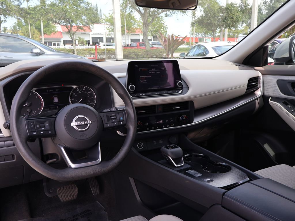 Used 2023 Nissan Rogue SV FWD image 24