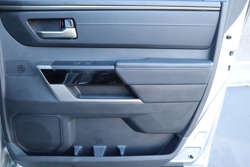 Used 2024 Toyota Tundra Limited image 26