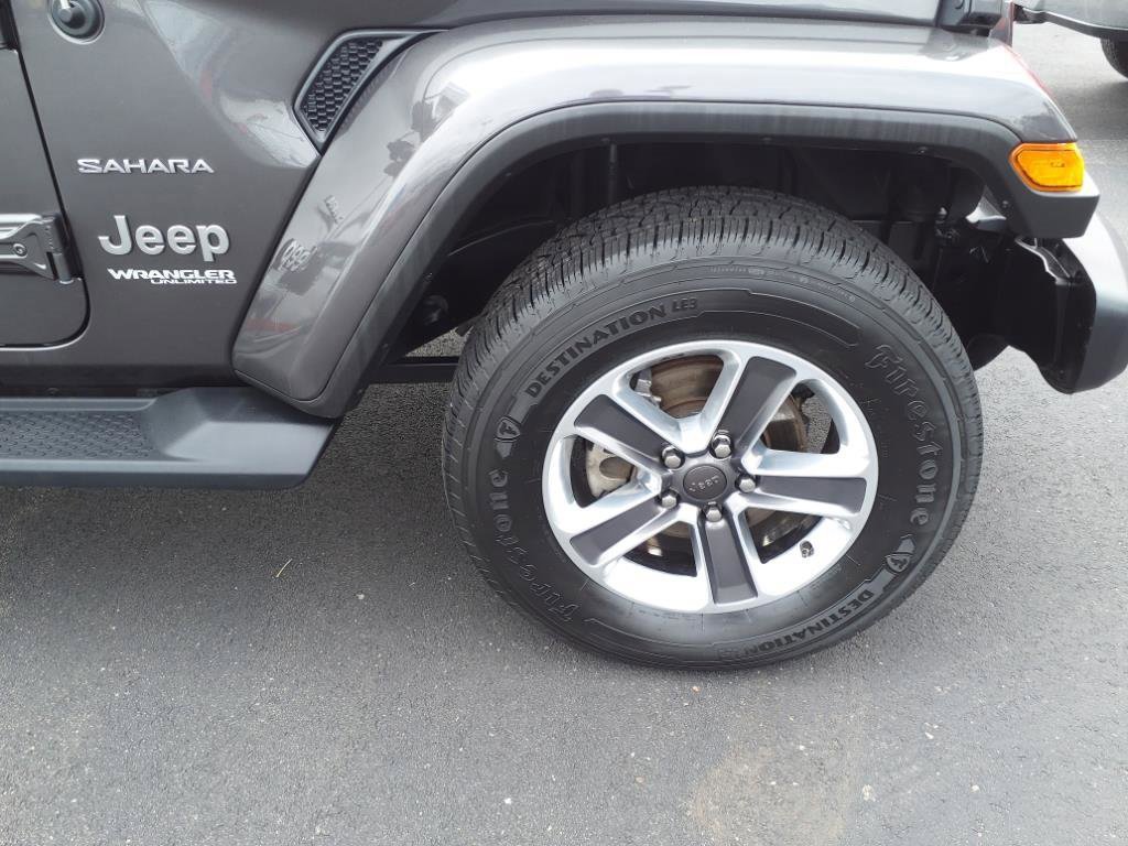 Used 2021 Jeep Wrangler Unlimited Sahara image 7