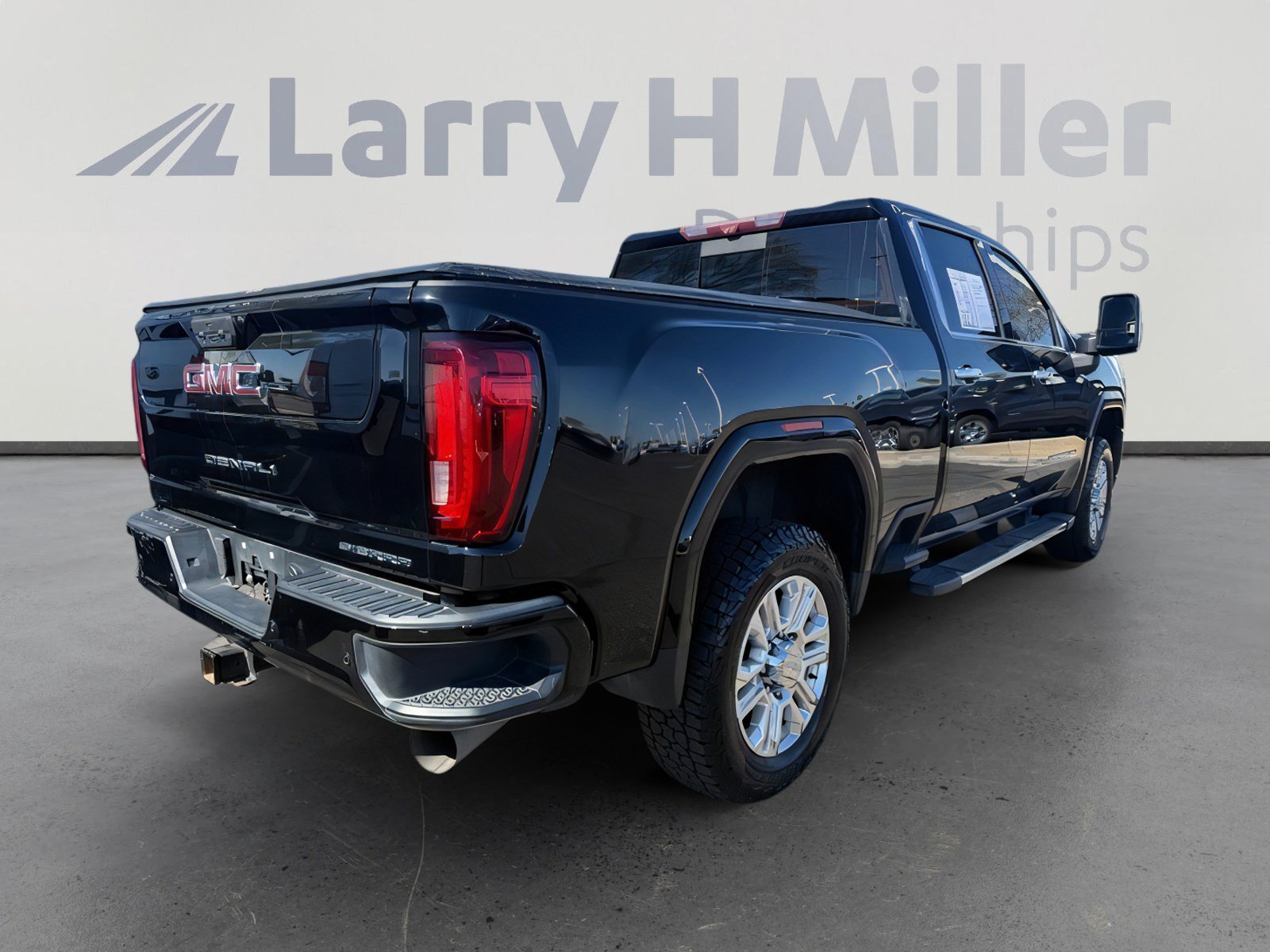 Used 2021 GMC Sierra 2500 Denali w/ Technology Package image 6