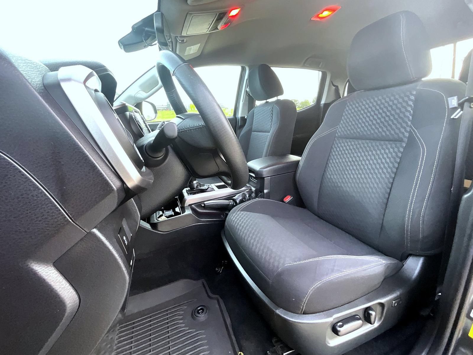 Used 2023 Toyota Tacoma 4x4 Double Cab w/ Trail Edition image 10