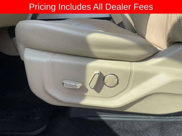 Used 2016 Ford F150 Lariat w/ Equipment Group 502A Luxury AWD/4WD image 24
