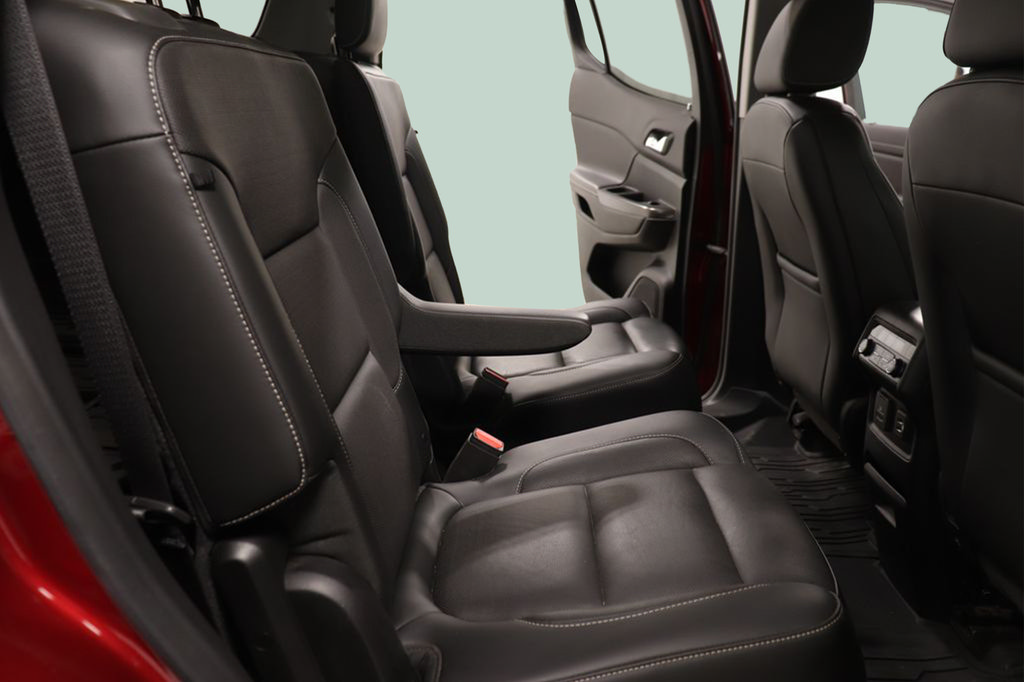 Used 2019 GMC Acadia SLT w/ LPO, Floor Liner Package AWD/4WD image 28