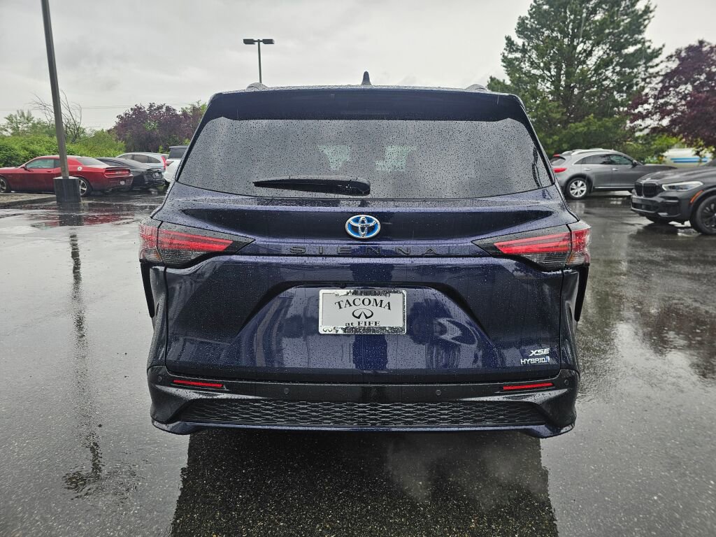 Used 2022 Toyota Sienna FWD image 6