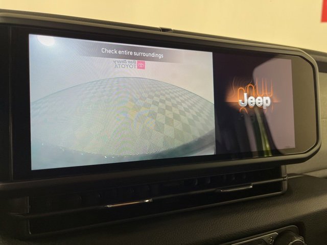 Used 2025 Jeep Wrangler Sport image 13